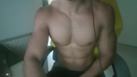 Snapshot of hiseres11 chatting on 10-15-25, 07:52 Hiseres online show from 10-15-25, 07:52