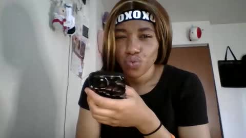 Snapshot of hisfreakyqueen86 chatting on 06-10-26, 10:30 hisfreakyqueen86 online show from 06-10-26, 10:30
