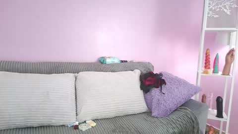 Snapshot of hiyakasudere_ chatting on 11-24-25, 06:40 hiyakasudere_ online show from 11-24-25, 06:40