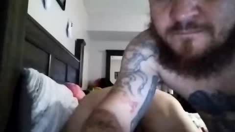 HIZnHers online show from 12-22-25, 11:02