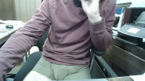 Snapshot of hnic9999 chatting on 12-14-24, 10:39 Nick online show from 12-14-24, 10:39