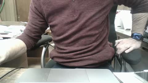 Snapshot of hnic9999 chatting on 01-22-25, 10:05 Nick online show from 01-22-25, 10:05