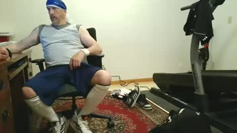 Snapshot of hockeybud chatting on 05-29-26, 04:38 Rick online show from 05-29-26, 04:38