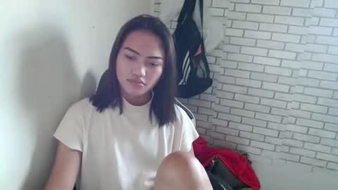 Snapshot of hoelyixia chatting on 01-08-26, 02:47 Ixia3 online show from 01-08-26, 02:47