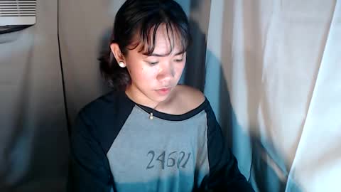 Karrie3 online show from 11-24-25, 02:22