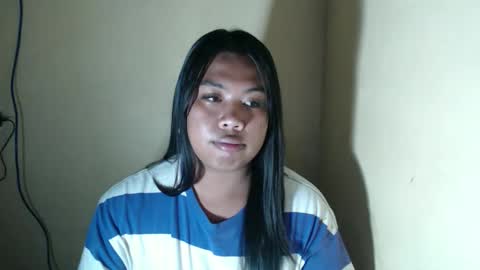 Layla3 online show from 04-16-26, 04:24