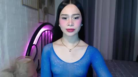 hoelymolly online show from 07-05-26, 07:43