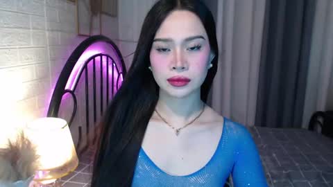hoelymolly online show from 07-07-26, 07:18
