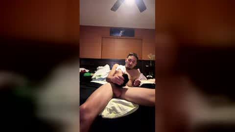 hoeskii online show from 03-20-26, 06:51