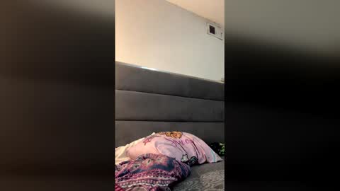 hoffman0189 online show from 02-06-26, 02:16