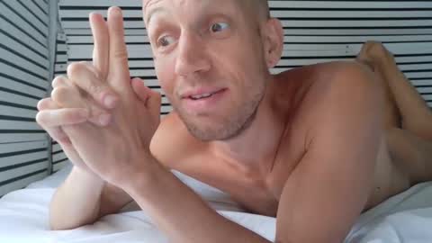Snapshot of hola_homo chatting on 05-08-26, 06:24 hola_homo online show from 05-08-26, 06:24