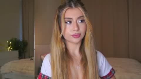 Moni Monica online show from 04-04-26, 08:12