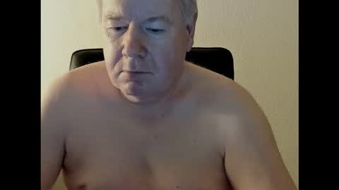 Holger online show from 10-08-25, 03:37