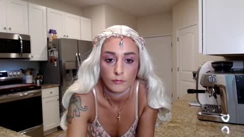 Holi Hurricane online show from 10-10-25, 03:05