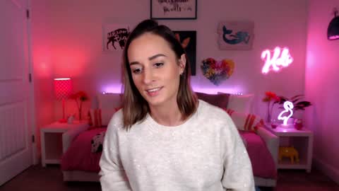 Holi Hurricane online show from 12-16-25, 04:06