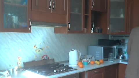 Snapshot of holistic_woman chatting on 06-28-26, 07:36 holistic_woman online show from 06-28-26, 07:36