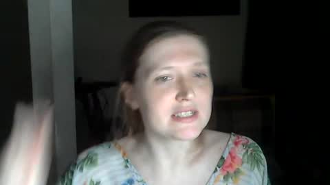 Snapshot of holistic_woman chatting on 07-02-26, 05:41 holistic_woman online show from 07-02-26, 05:41