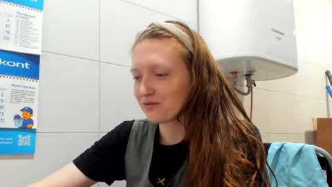 Snapshot of holistic_woman chatting on 07-15-26, 07:46 holistic_woman online show from 07-15-26, 07:46