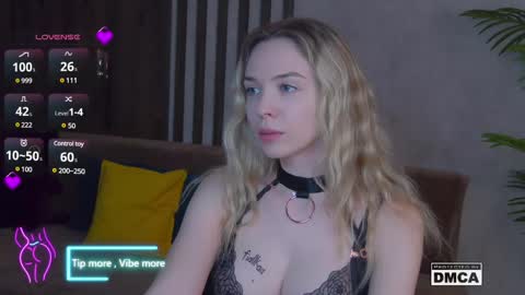 Snapshot of holl1would chatting on 03-01-25, 06:57 My social media links subscribe to support me online show from 03-01-25, 06:57