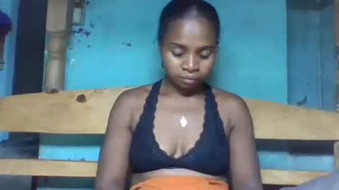 holla0211 online show from 11-05-25, 10:04