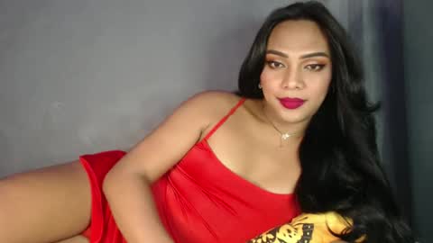 holliescarlet online show from 01-04-25, 12:05