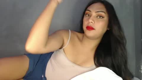holliescarlet online show from 03-12-25, 04:08