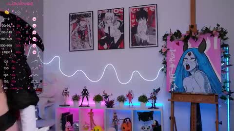 Holli online show from 09-30-25, 05:29