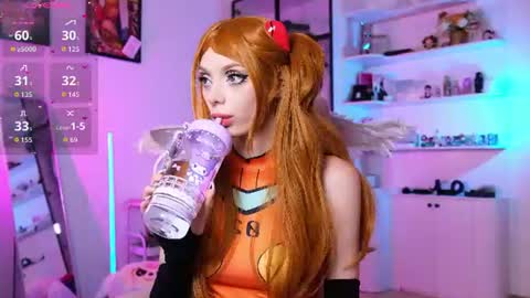 Snapshot of holliwould_ chatting on 08-07-26, 10:12 Holli online show from 08-07-26, 10:12