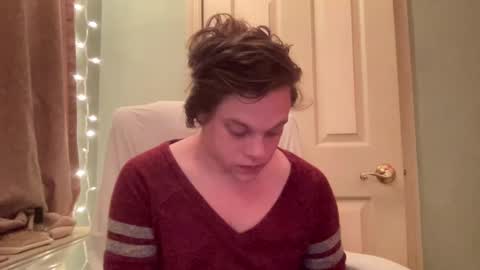 Snapshot of holly23hopefull chatting on 12-30-24, 12:54 Hollys Drive threw Side Of CB. online show from 12-30-24, 12:54