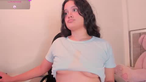 holly_16 online show from 02-22-26, 10:08