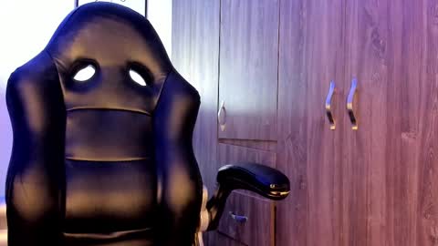 Mara online show from 02-21-25, 08:51