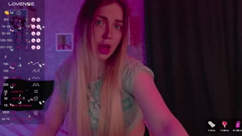 holly_molly8 online show from 02-08-25, 03:19