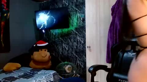 holly_thomsonx69 online show from 12-30-24, 03:57