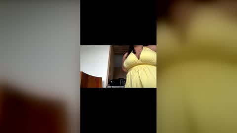 Snapshot of hollykoff chatting on 05-18-26, 02:45 space online show from 05-18-26, 02:45