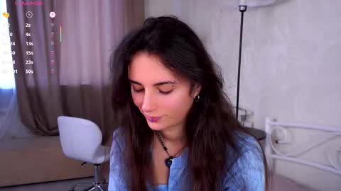 Snapshot of hollymonica chatting on 11-03-25, 07:42 Delly online show from 11-03-25, 07:42