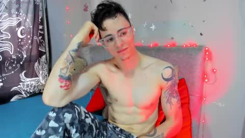 Hades and Persefone online show from 03-30-26, 09:05