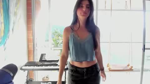 hollyshit_ online show from 01-19-25, 09:55