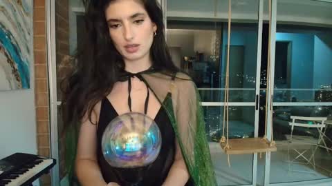 hollyshit_ online show from 10-03-25, 11:46