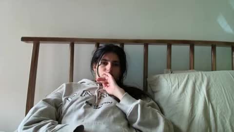 hollyshit_ online show from 10-11-25, 07:34