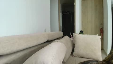 hollyshit_ online show from 10-20-25, 12:44