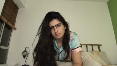 Snapshot of hollyshit_ chatting on 07-18-26, 02:05 hollyshit_ online show from 07-18-26, 02:05