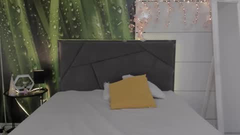 HollyTaillor online show from 04-03-26, 05:38