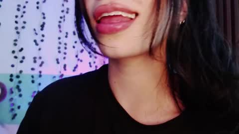 holly online show from 12-11-24, 11:00