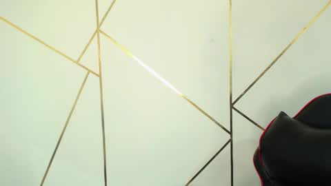 holly online show from 02-20-25, 01:57