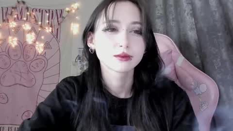 Ho Lee Sheet online show from 10-21-25, 07:47