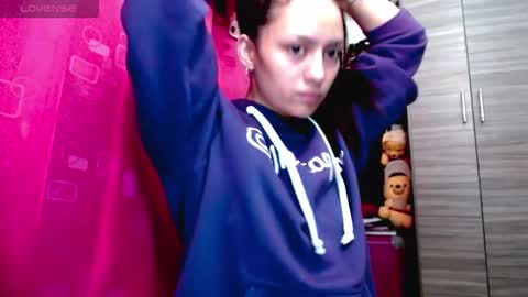 Juli online show from 01-09-26, 05:21