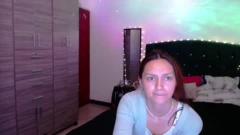 Snapshot of holy_julii chatting on 06-14-26, 03:30 holy_julii online show from 06-14-26, 03:30