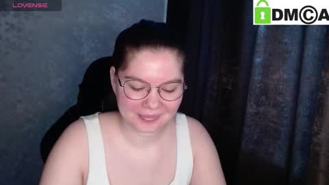Welcome guys  Pleasure to see you all here  My name is MichaelaTip menu is active Private is open  online show from 02-03-26, 06:22