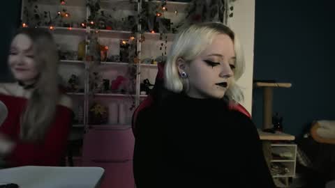 holy_mistresss online show from 10-31-25, 10:49