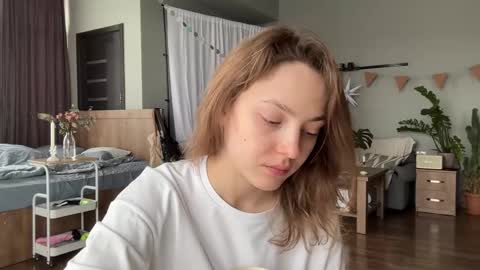 dori not holy get my tg channel with link from description under last photo online show from 02-18-26, 12:23